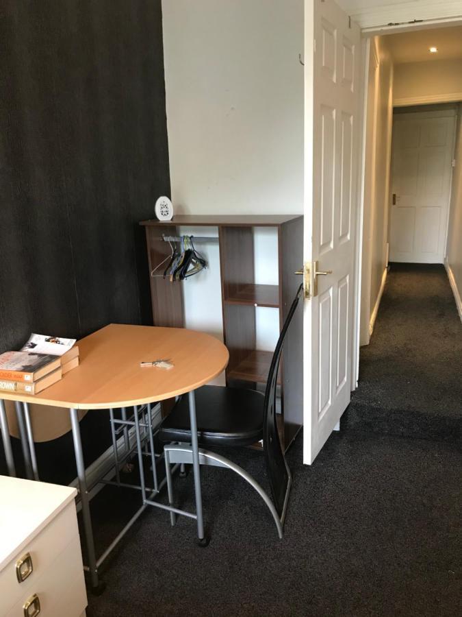 Private Double Room Near City Centre, Coventry Esterno foto